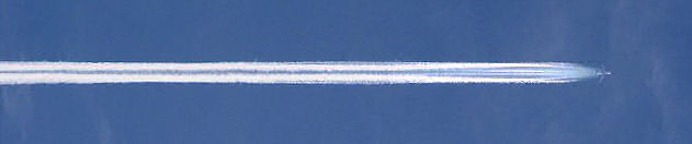 Chemtrail aircraft spraying